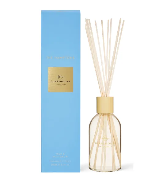 The Hamptons Teak and Petitgrain